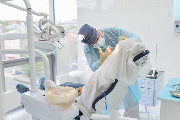 Best Emergency Tooth Extraction in Rochester Institute Of Technology, NY